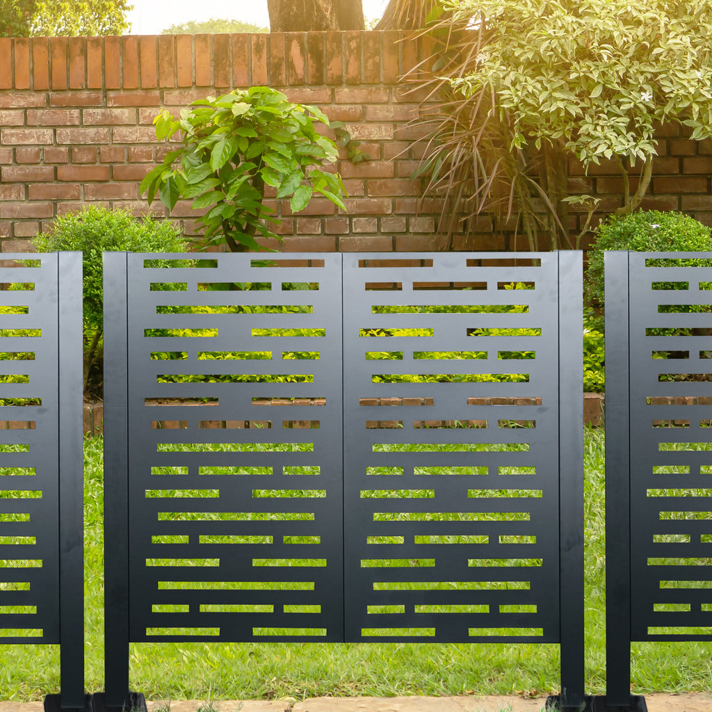 4*2 FT Air Conditioner Fence for Outdoor Units,Metal Privacy Fence Cover, Perfect to Conceal Air Conditioning Units (W540133740)