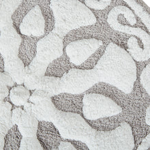 Load image into Gallery viewer, Medallion Cotton Tufted Bath Rug