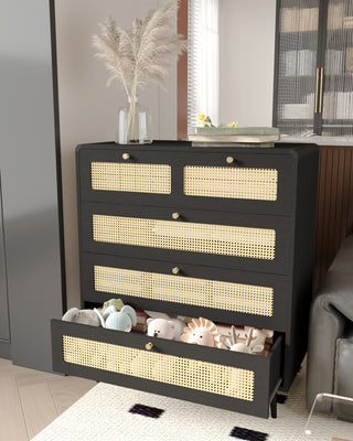 4 Drawer Dresser, Modern Rattan Dresser Chest with Wide Drawers and Metal Handles, Farmhouse Wood Storage Chest of Drawers for Bedroom, Living Room, Hallway, Entryway